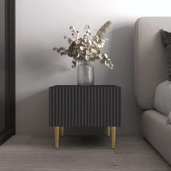 Orbit Groove Pedestal